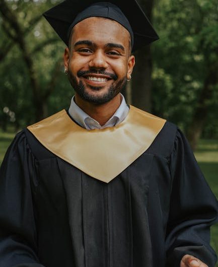 Купить диплом с занесением в реестр России быстро