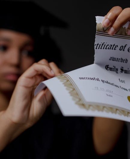 Купить диплом с занесением в реестр института